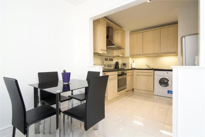 Kitchen/Dining Area