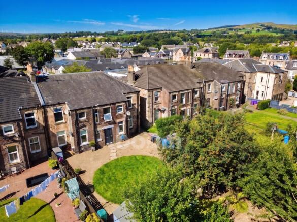 DEAN ROAD, KILBIRNIE REAR GARDEN