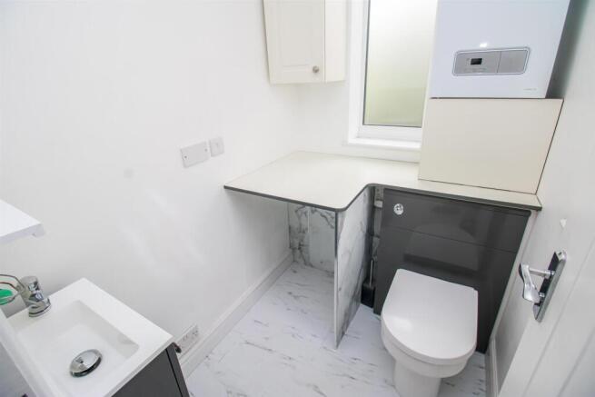 3 bed Semi-Detached for sale Image 10