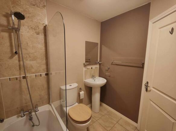 Photo 17