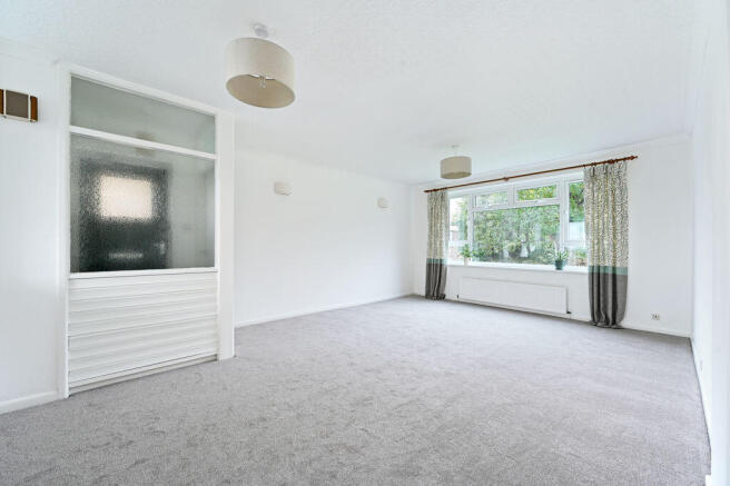 Lounge / Dining Room
