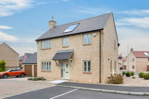 Talbot Close, Burton Latimer, NN15