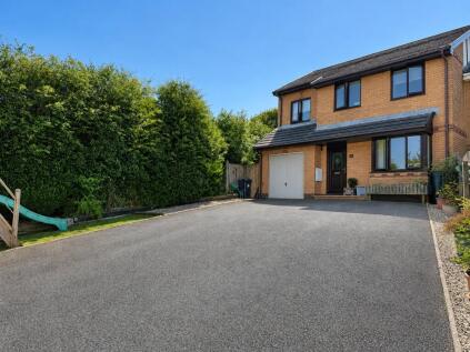 Torwood Close, Bodmin, Cornwall, PL31