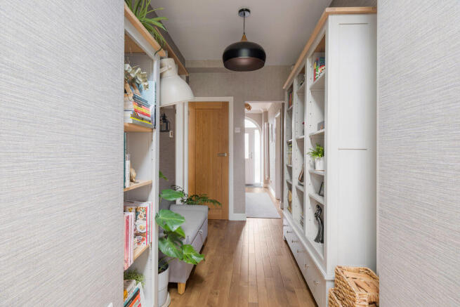 4 bed Semi-Detached for sale Image 6