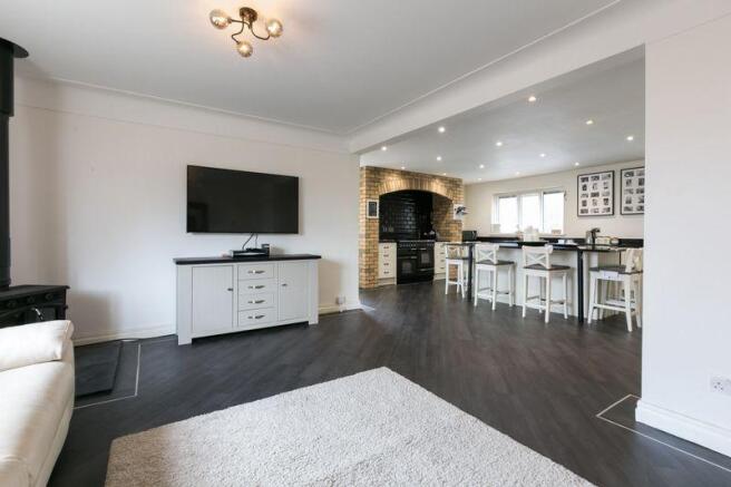 Kitchen / Living 