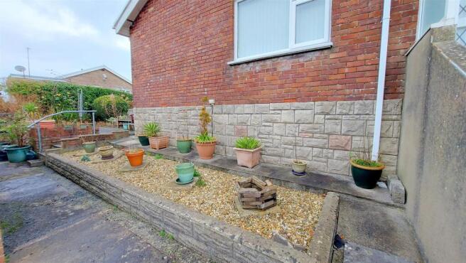 Side Gardens