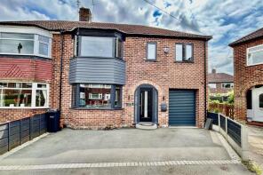 3, Hurstvale Avenue, Heald Green, Cheadle SK8 3QN