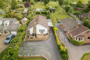 Willowbrae, Cadley Road, Collingbourne Ducis SN8 3EA