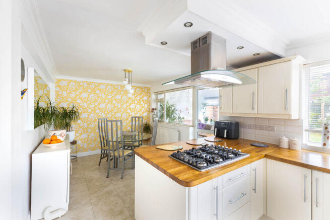 10, Church Avenue, Gosforth, Newcastle Upon Tyne photo 4