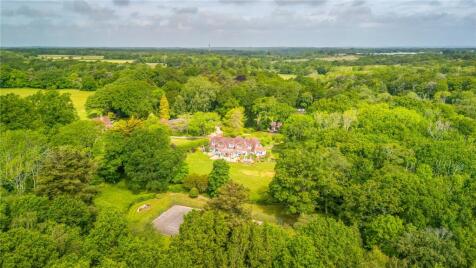 Milford Road, Everton, Lymington, Hampshire, SO41