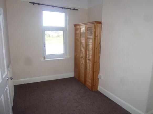 bedroom2