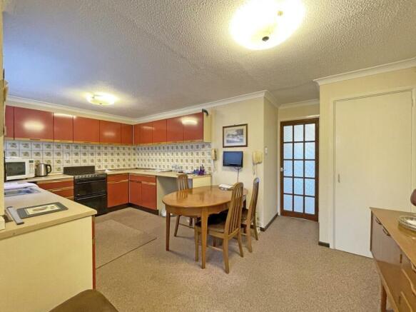 Dover Road 2 Kitchen Dining Room Front.jpg