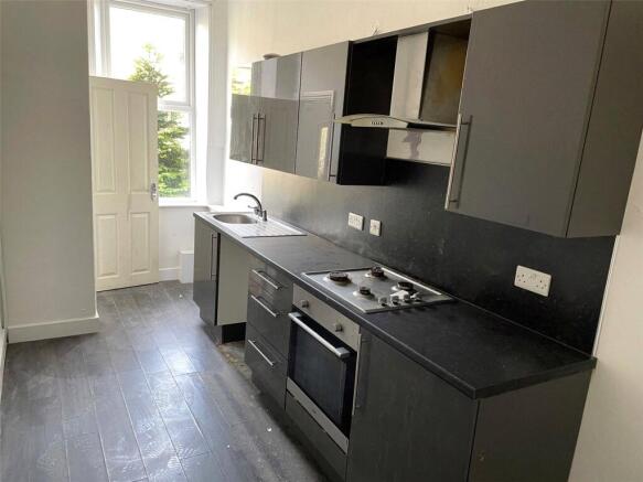 3 bed Terraced for sale Image 5