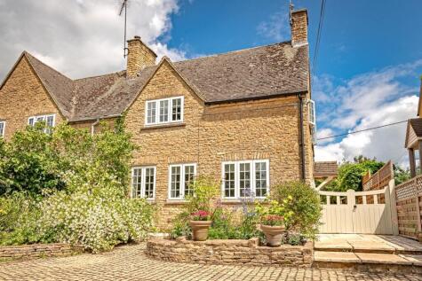 Hastings Hill, Churchill, Chipping Norton