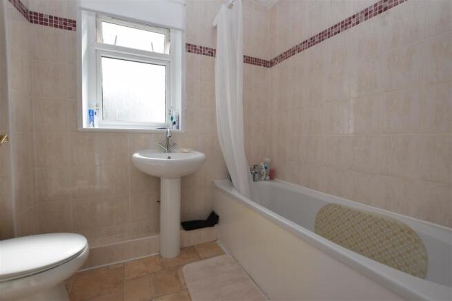 27 Abbey Drive, Ashby