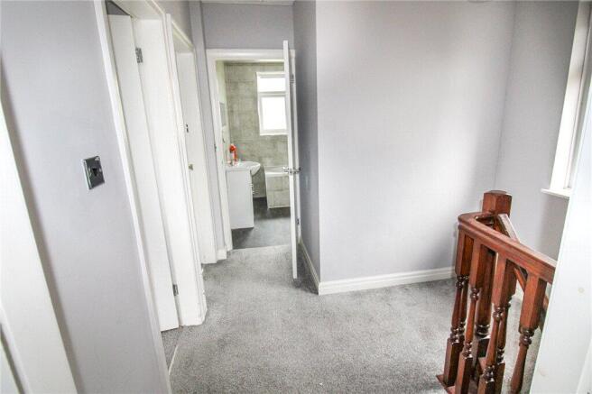 3 bed Semi-Detached for sale Image 7