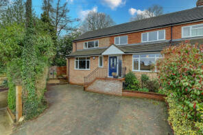 36, Highmoor, Amersham HP7 9BU
