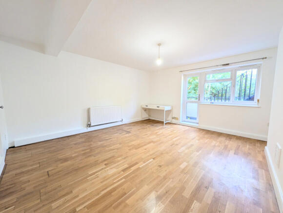 Spacious 2 Bed Flat