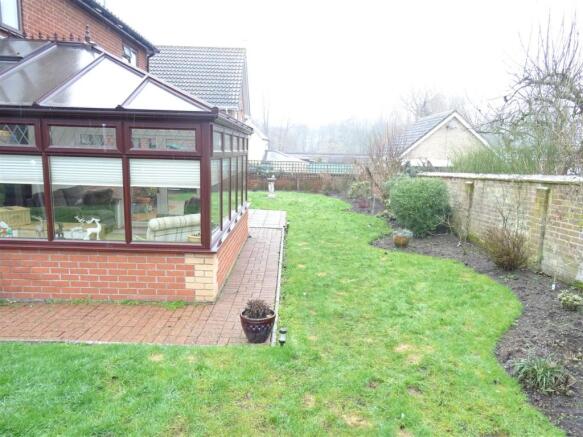 2 freehold garden 004.jpg