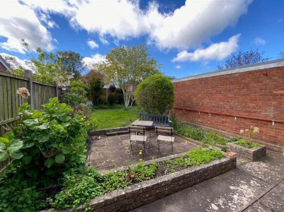 Garden 2.jpg