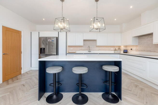 3 bed Terraced for sale Image 6