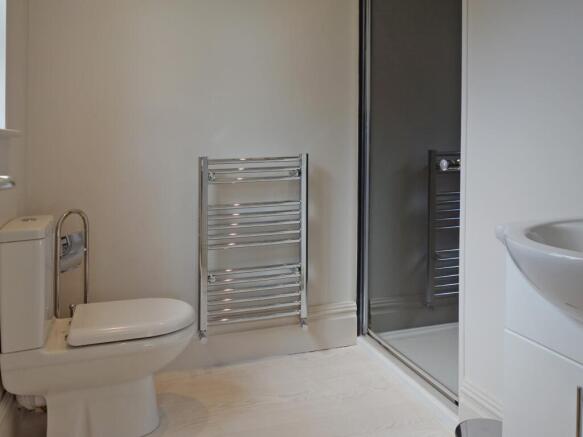 5 bed House of Multiple Occupation for sale Image 4