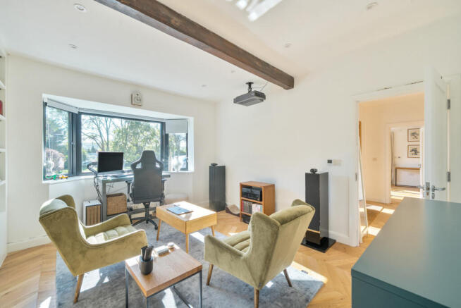 1363297-7-68e79f3...