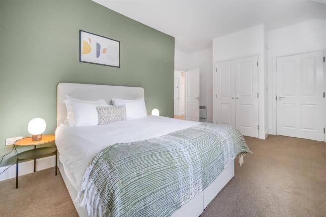 MASTER BEDROOM PHOTO.jpeg