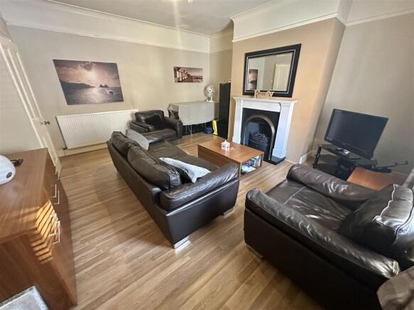 2 bed Terraced for sale Image 10