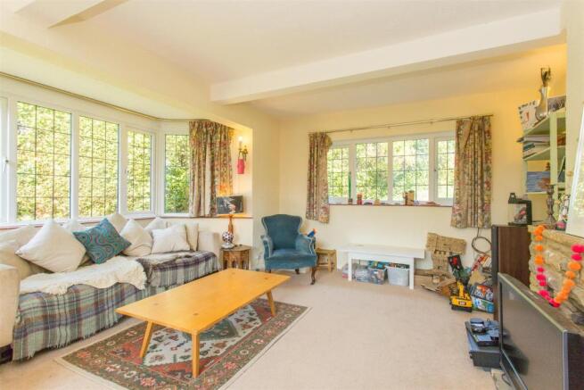 58 Houndean Rise-10.jpg