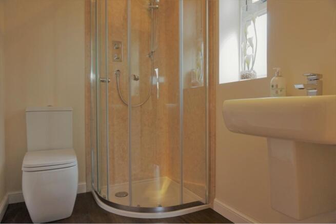 Master En-suite