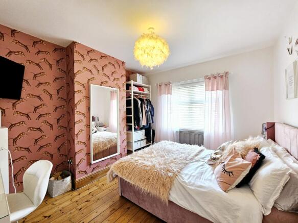 3 bed Semi-Detached for sale Image 11