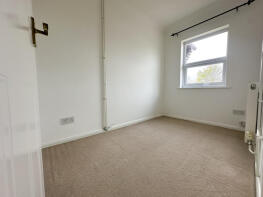 7, Cornflower Road, Gloucester GL4 4AJ
