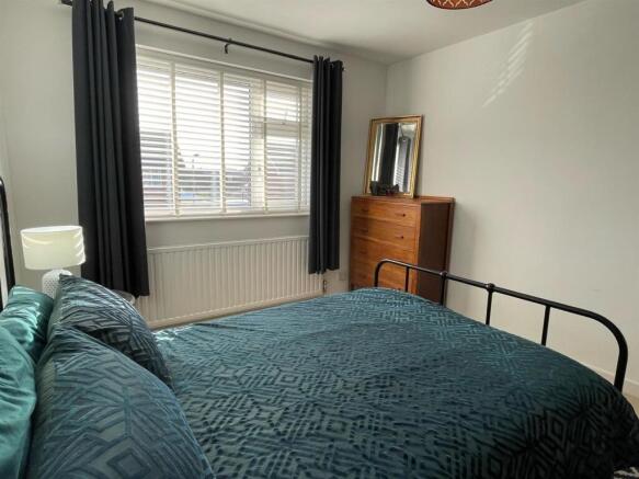 bedroom,.jpg