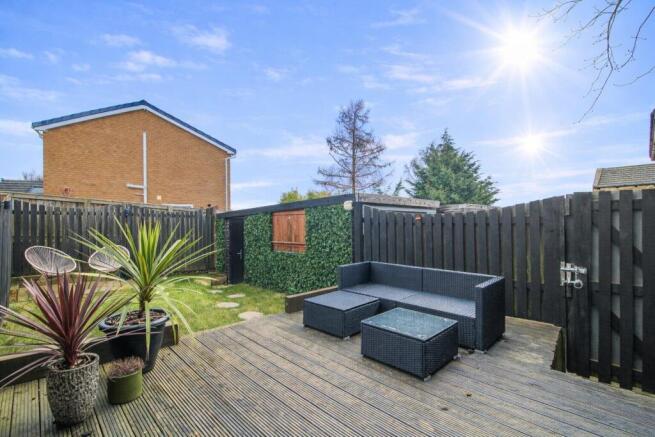 3 bed Semi-Detached for sale Image 12