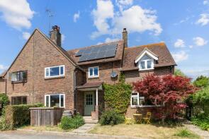 Hillview, Swanborough Drove, Lewes BN7 3PQ