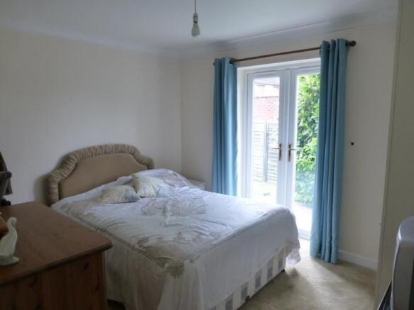 Photo 10