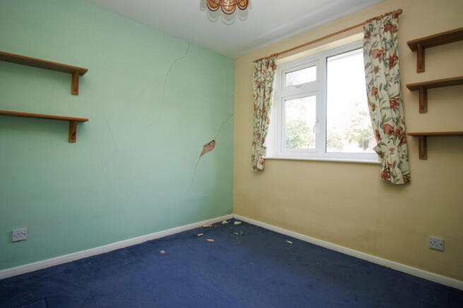 2 bed Semi-Detached Bungalow for sale Image 8