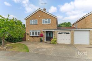 14, Augustine Way, Bicknacre, Chelmsford CM3 4ET