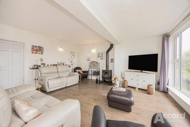 Living/Dining Room