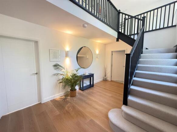 Entrance Hallway v1
