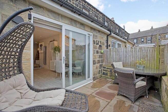 3 bed Terraced for sale Image 10
