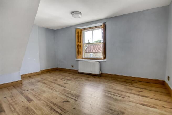 3 bed Detached for sale Image 8