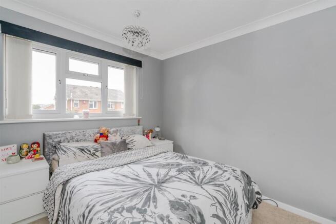 Wheatlands Close, Cannock, WS12 3XL-12.jpg