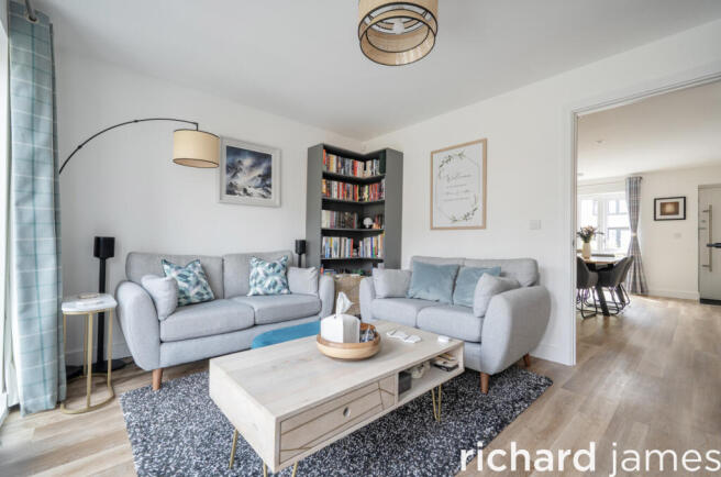 Trevelyan Road, Marlborough Park, Swindon, SN3 photo 4