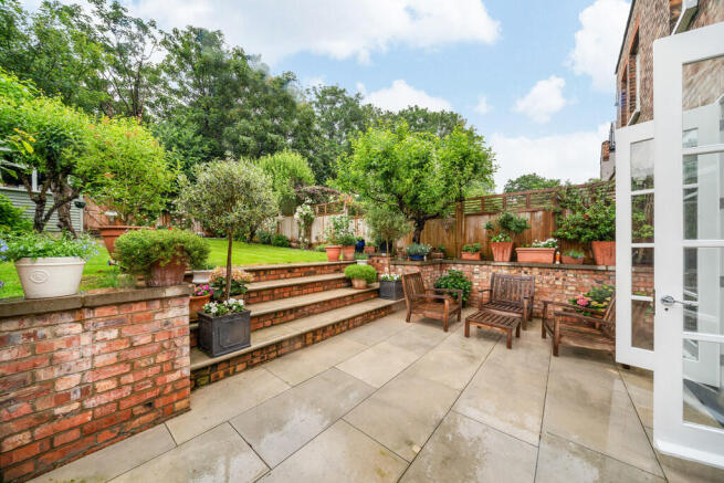 43 Redston Road N...