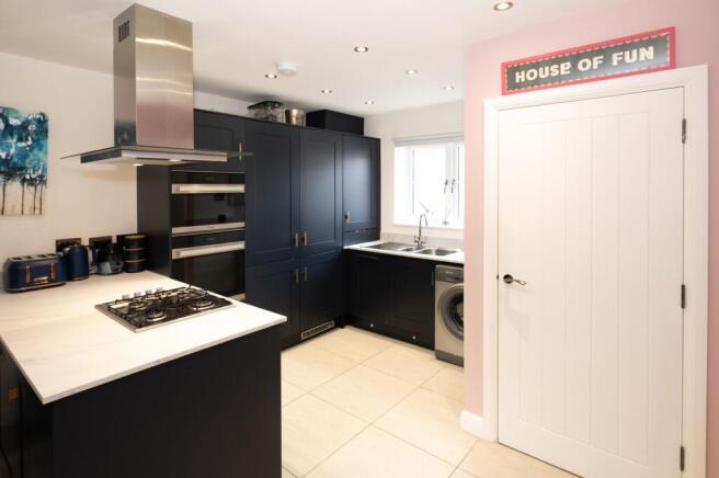 OPEN PLAN KITCHEN DINER AND LIVING ROOM
