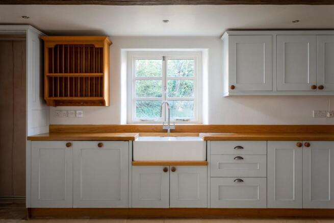 21 - The Old Forge - GL7 7HB - Web.jpg