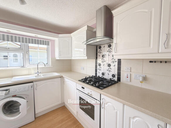 Park Home With An En-Suite photo 4