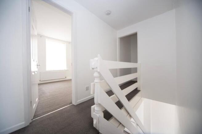 2 bed Terraced for sale Image 10